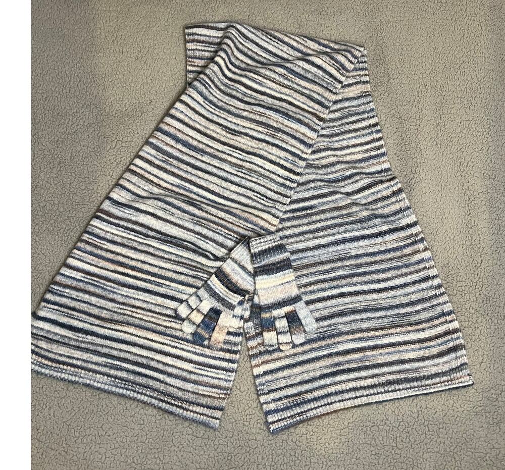 AQUA knit scarf and glove set